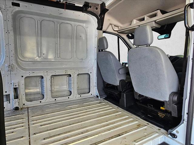 Used 2018 Ford Transit 250 148 Medium Roof RWD image 20