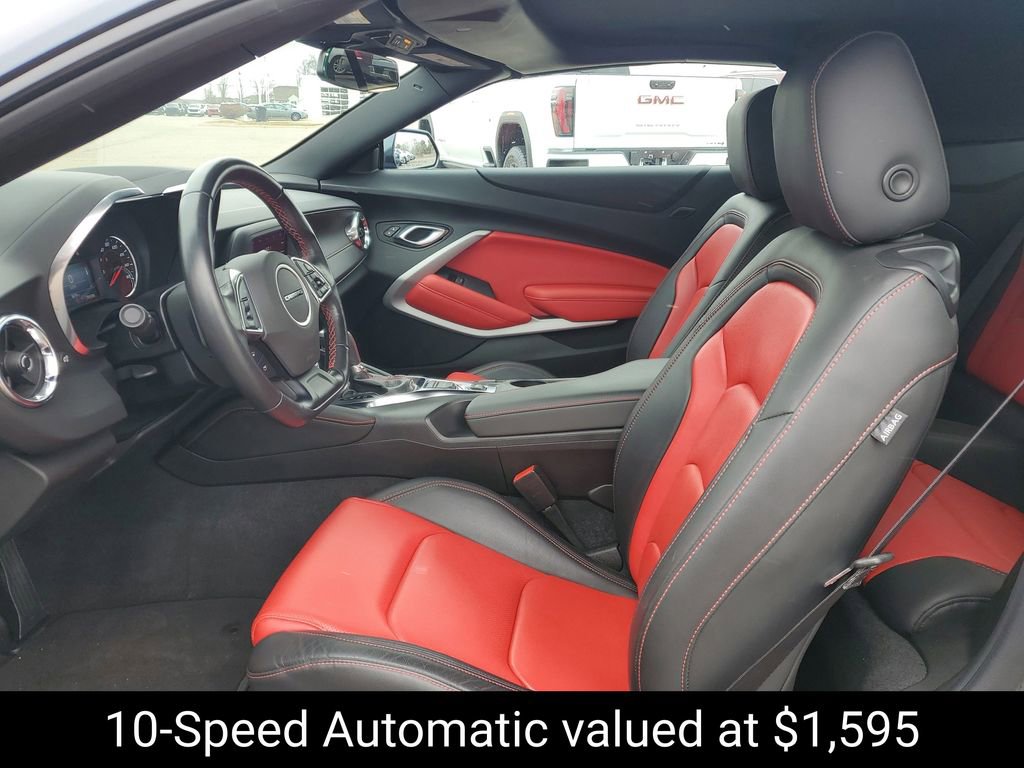 Certified 2020 Chevrolet Camaro LT w/ RS Package image 6