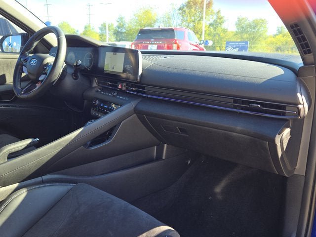 Used 2022 Hyundai Elantra N FWD image 5