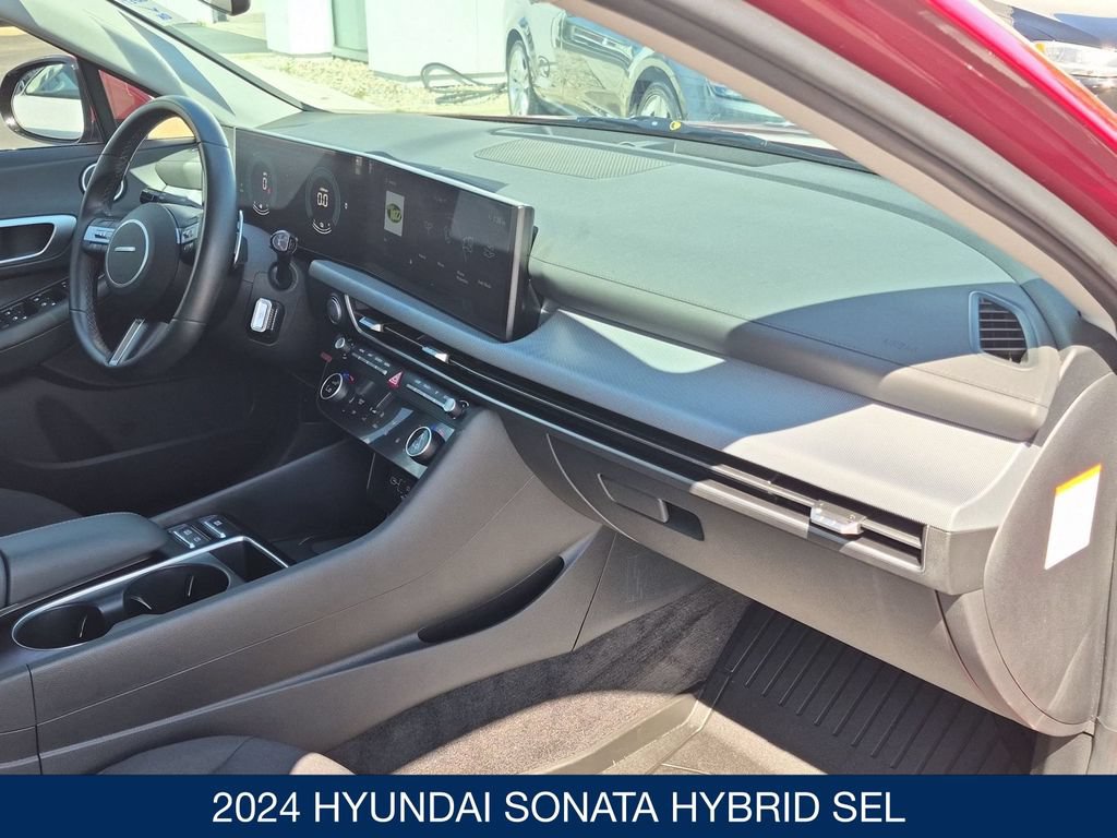 Certified 2024 Hyundai Sonata SEL FWD image 32