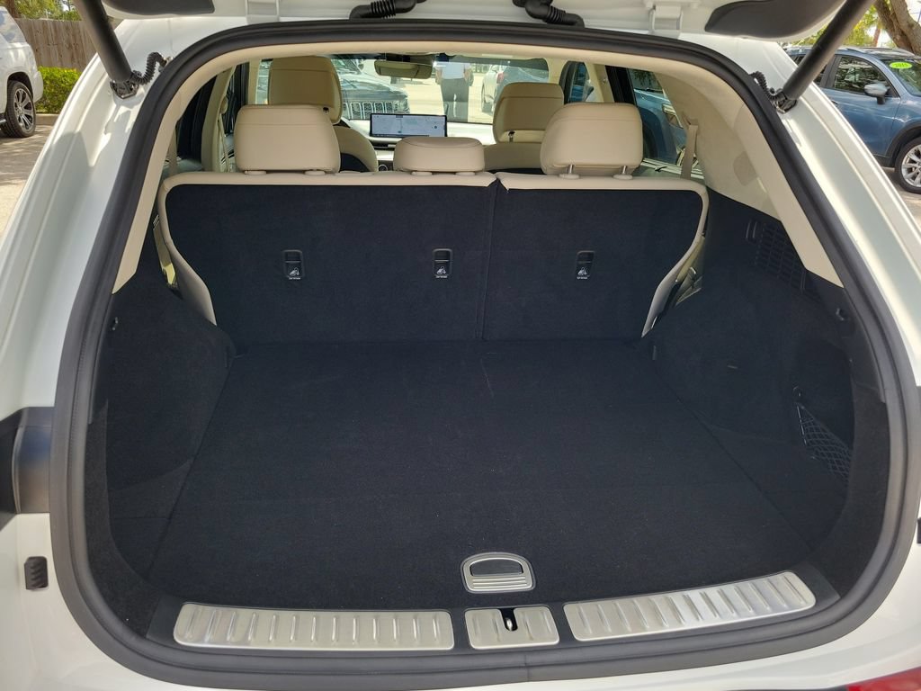 Certified 2024 Genesis GV70 3.5T Sport w/ Sport Prestige Package AWD/4WD image 11
