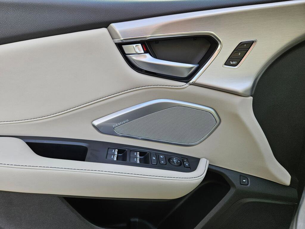 New 2026 Acura RDX SH-AWD w/Tech image 25