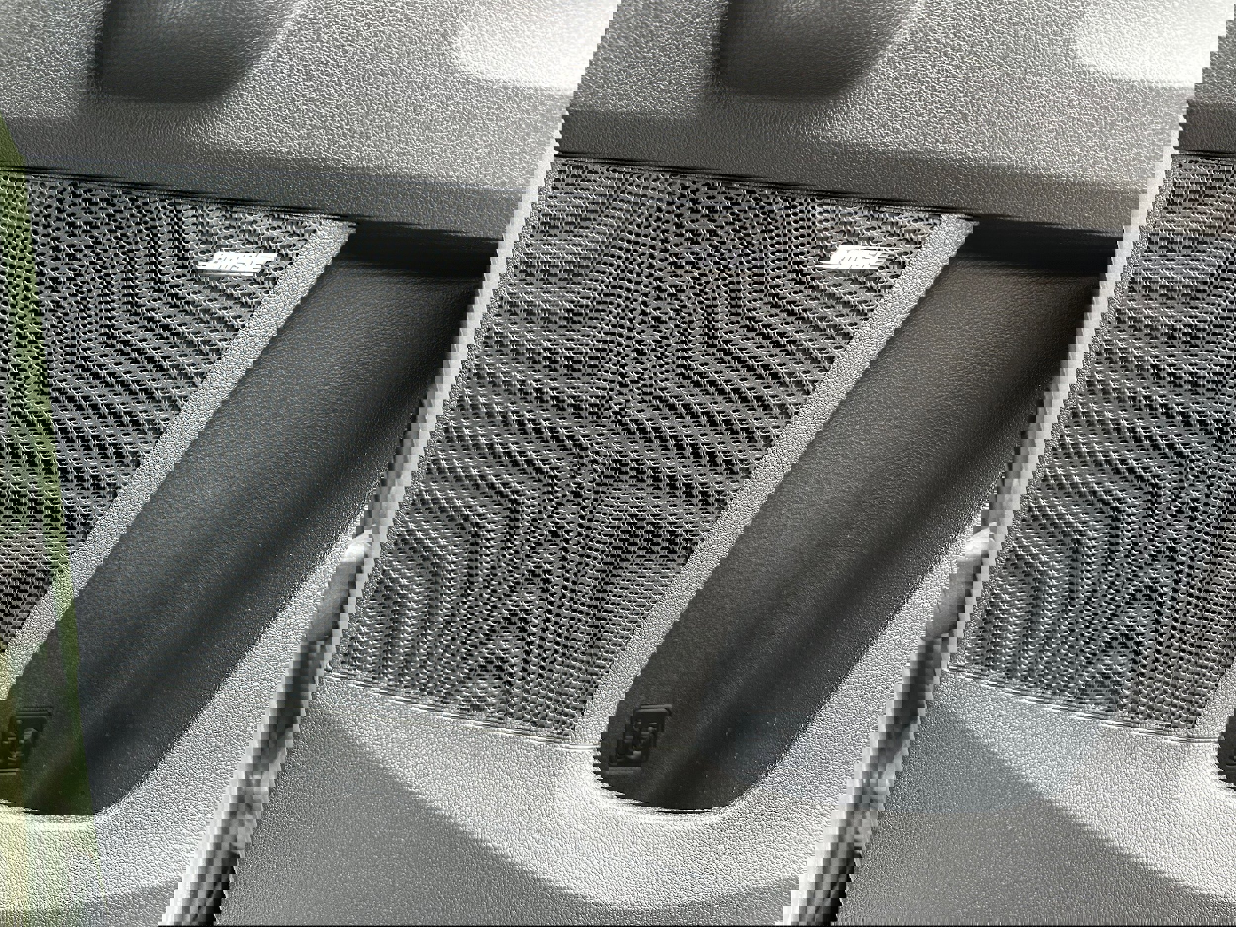 Used 2025 Kia Sorento SX Prestige w/ Sage Leather Package image 26