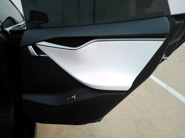 Used 2019 Tesla Model S Performance image 29