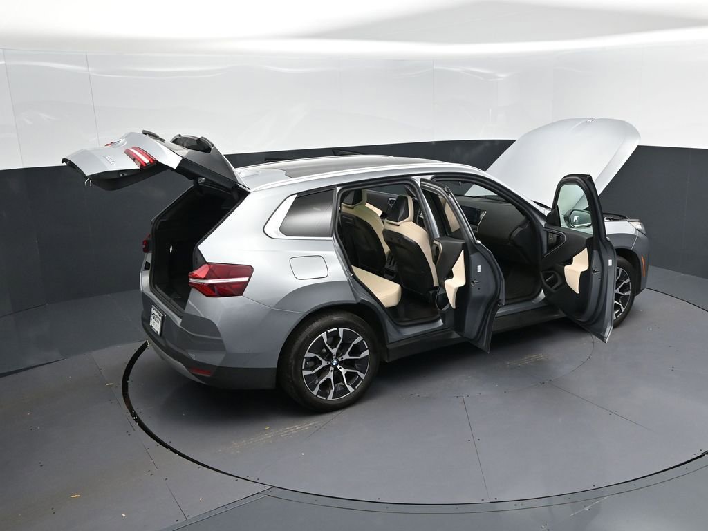 Certified 2025 BMW X3 xDrive30i w/ Convenience Package image 49