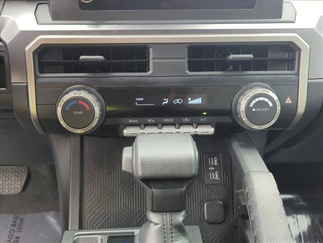 Certified 2025 Toyota 4Runner SR5 AWD/4WD image 19