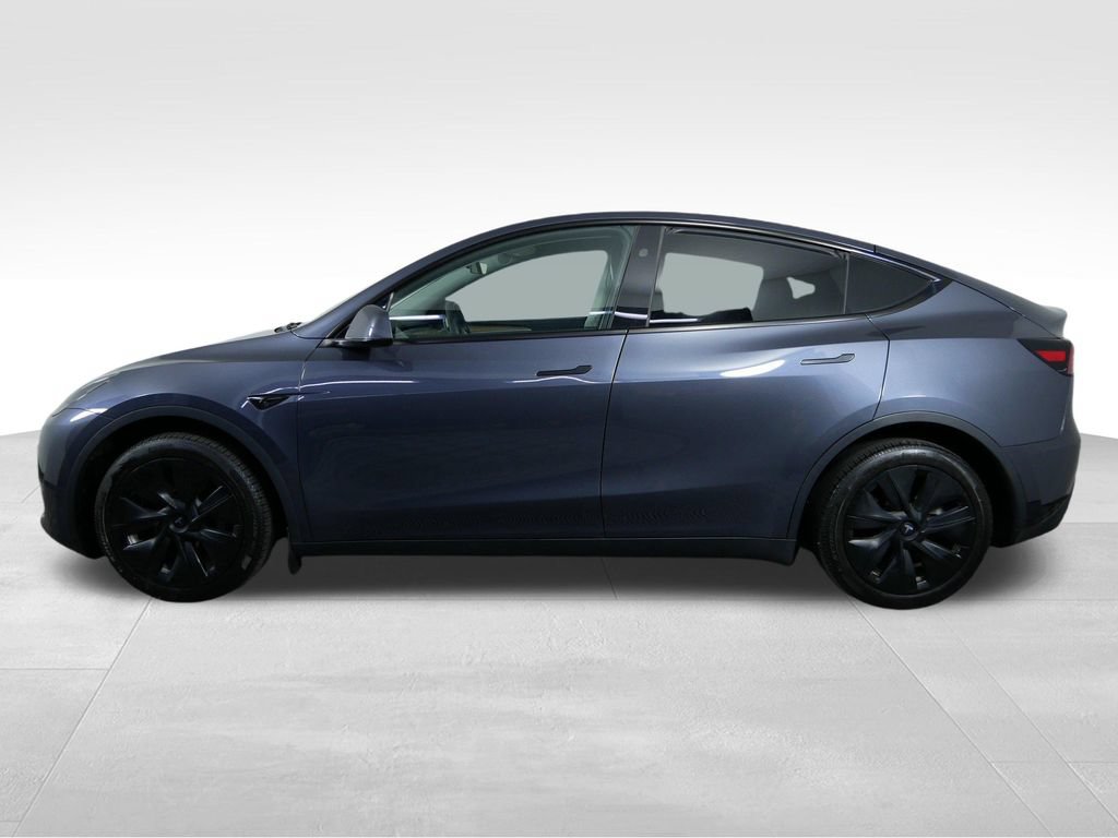 Used 2023 Tesla Model Y Long Range AWD/4WD image 6
