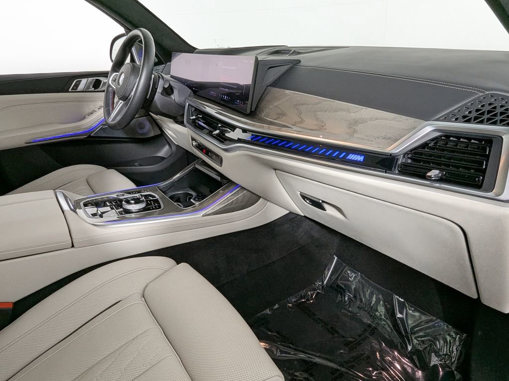 Used 2024 BMW X7 M60i w/ Executive Package AWD/4WD image 41