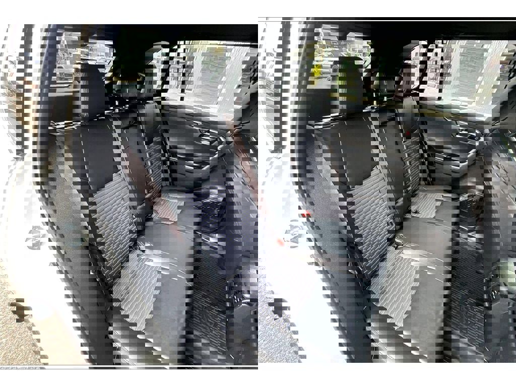 Used 2020 Toyota RAV4 XSE image 30