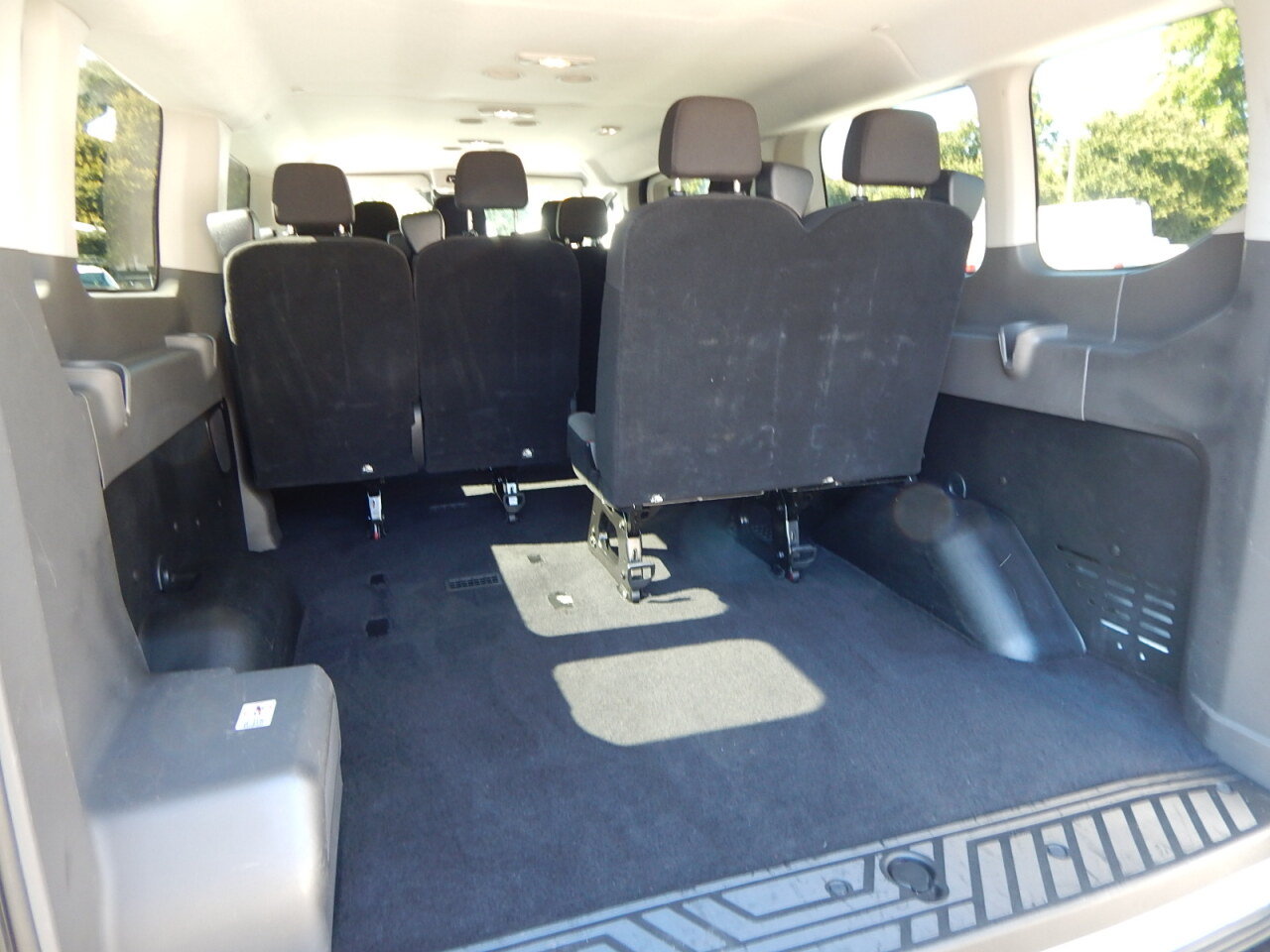 Used 2024 Ford Transit 350 XLT RWD image 3