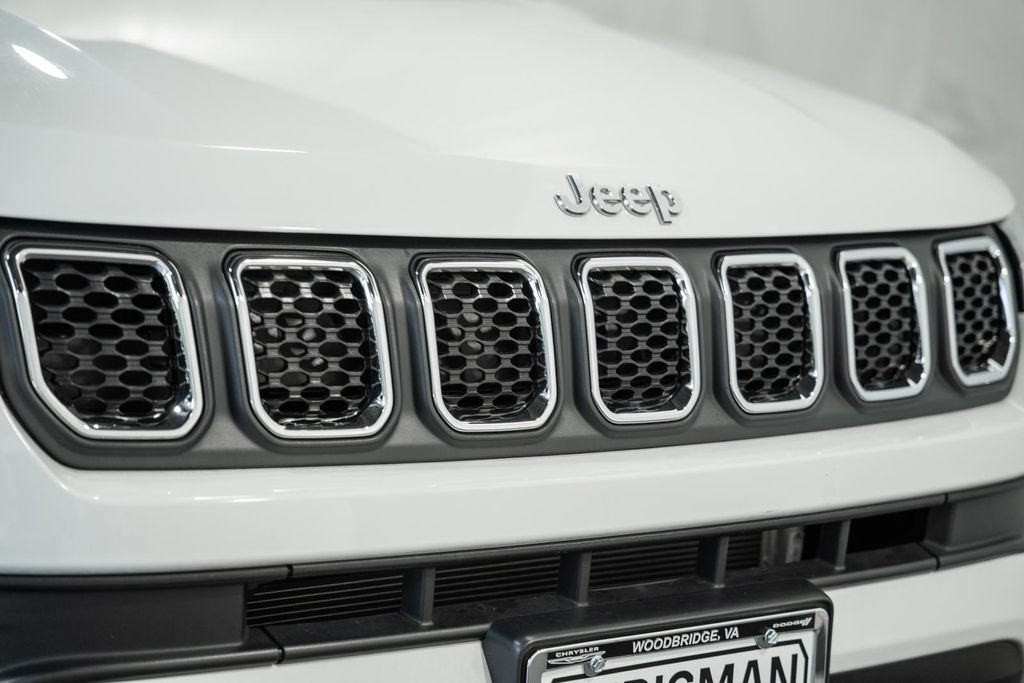Certified 2023 Jeep Compass Latitude AWD/4WD image 10