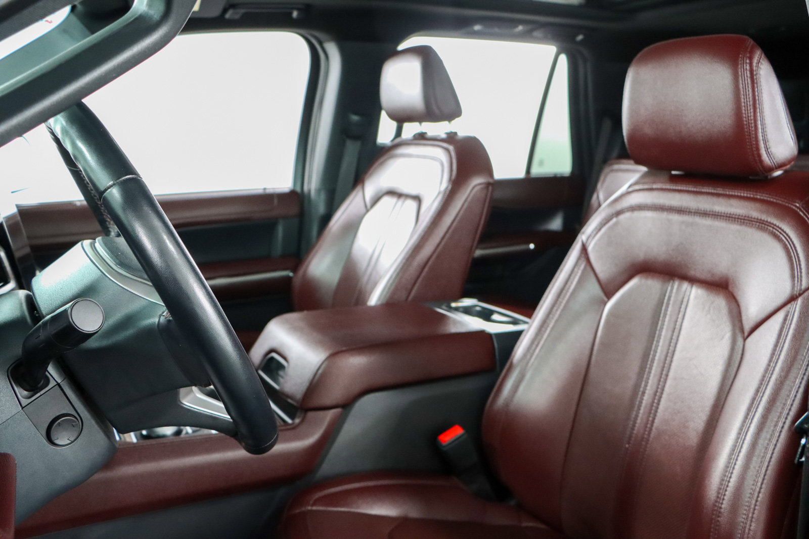 Used 2023 Ford Expedition Limited image 27