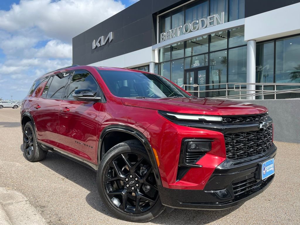 Used 2024 Chevrolet Traverse RS w/ LPO, Floor Liner Package