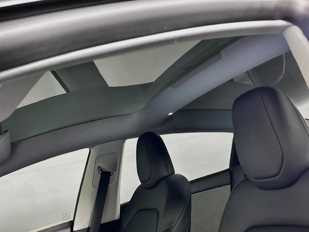 Used 2026 Tesla Model 3 RWD image 18