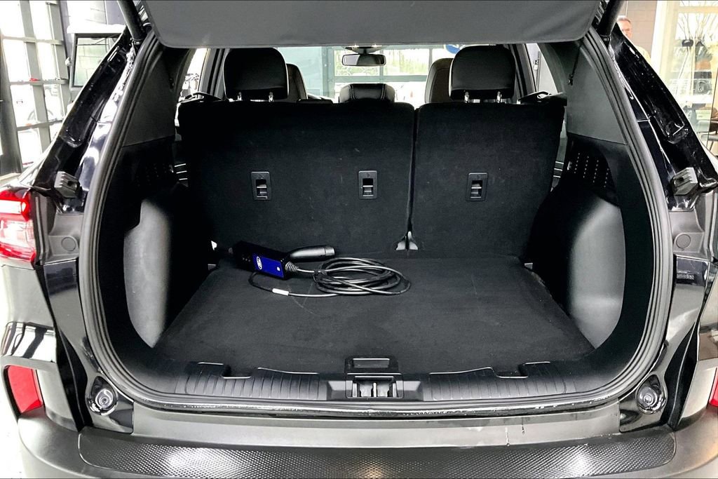 Used 2025 Ford Escape SE w/ PHEV Premium Package image 23