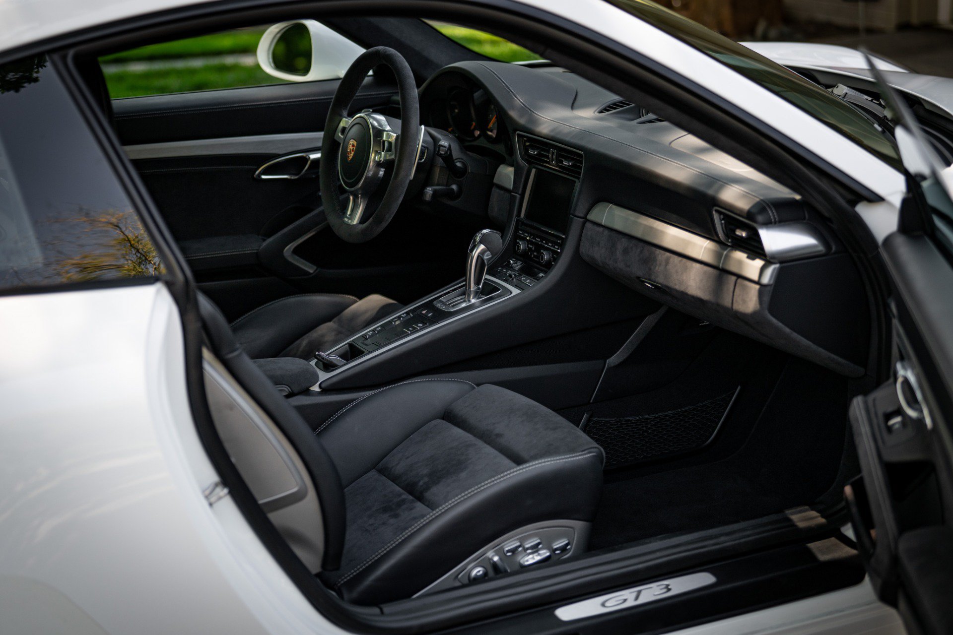 Used 2015 Porsche 911 GT3 RWD image 36