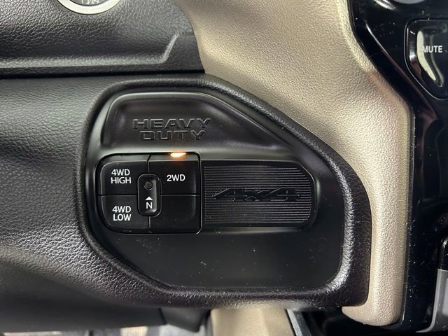 Used 2022 RAM 3500 Laramie AWD/4WD image 38