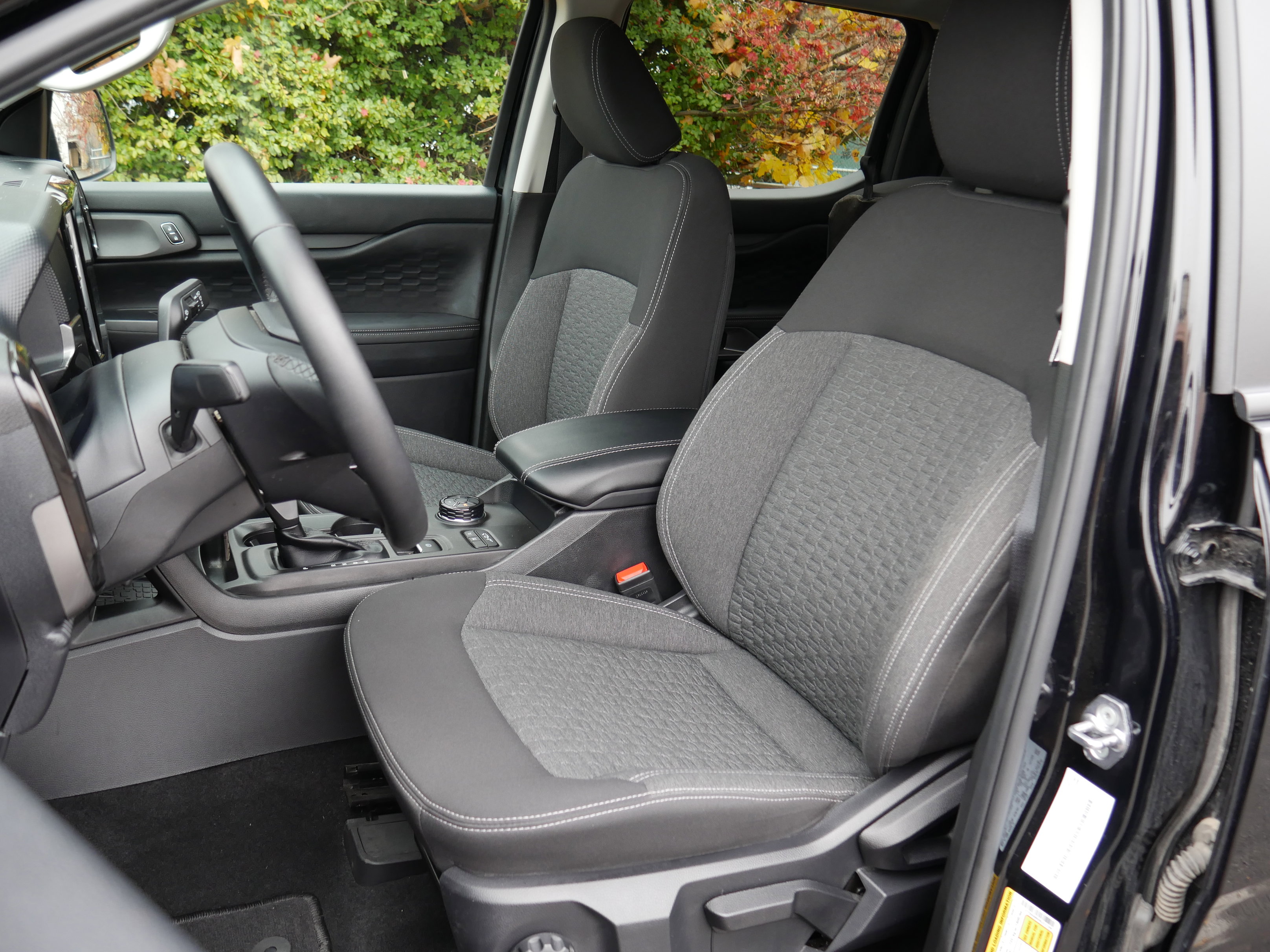 Certified 2024 Ford Ranger XLT w/ FX4 Off-Road Package image 32