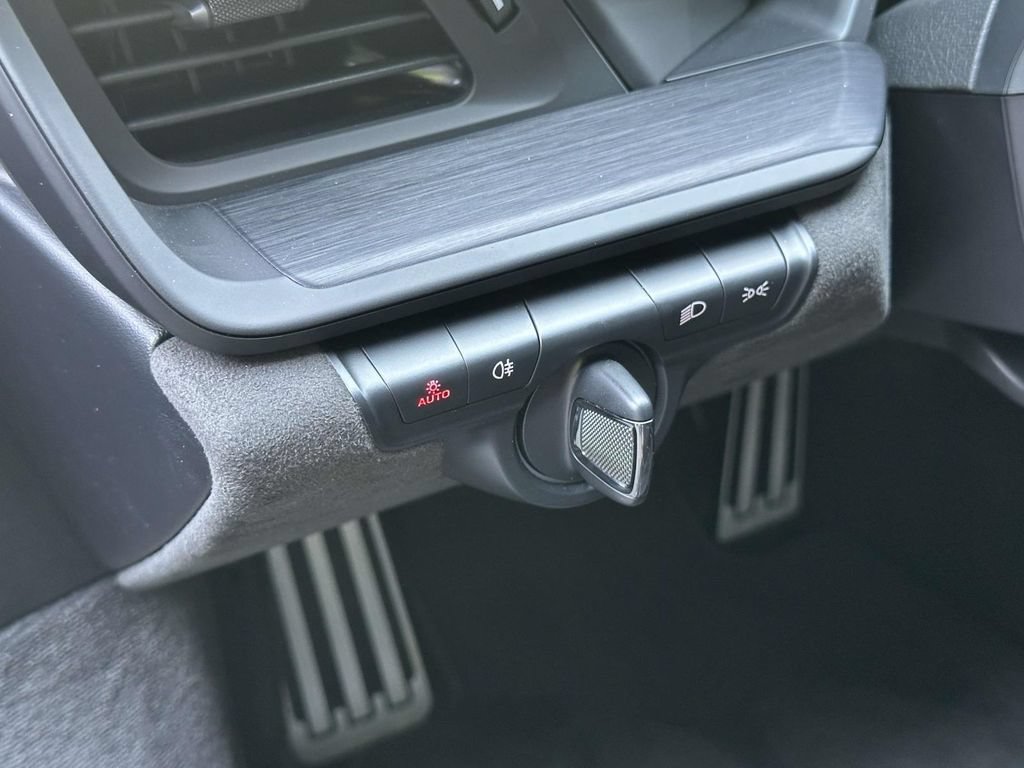 Certified 2022 Porsche 911 GT3 RWD image 18