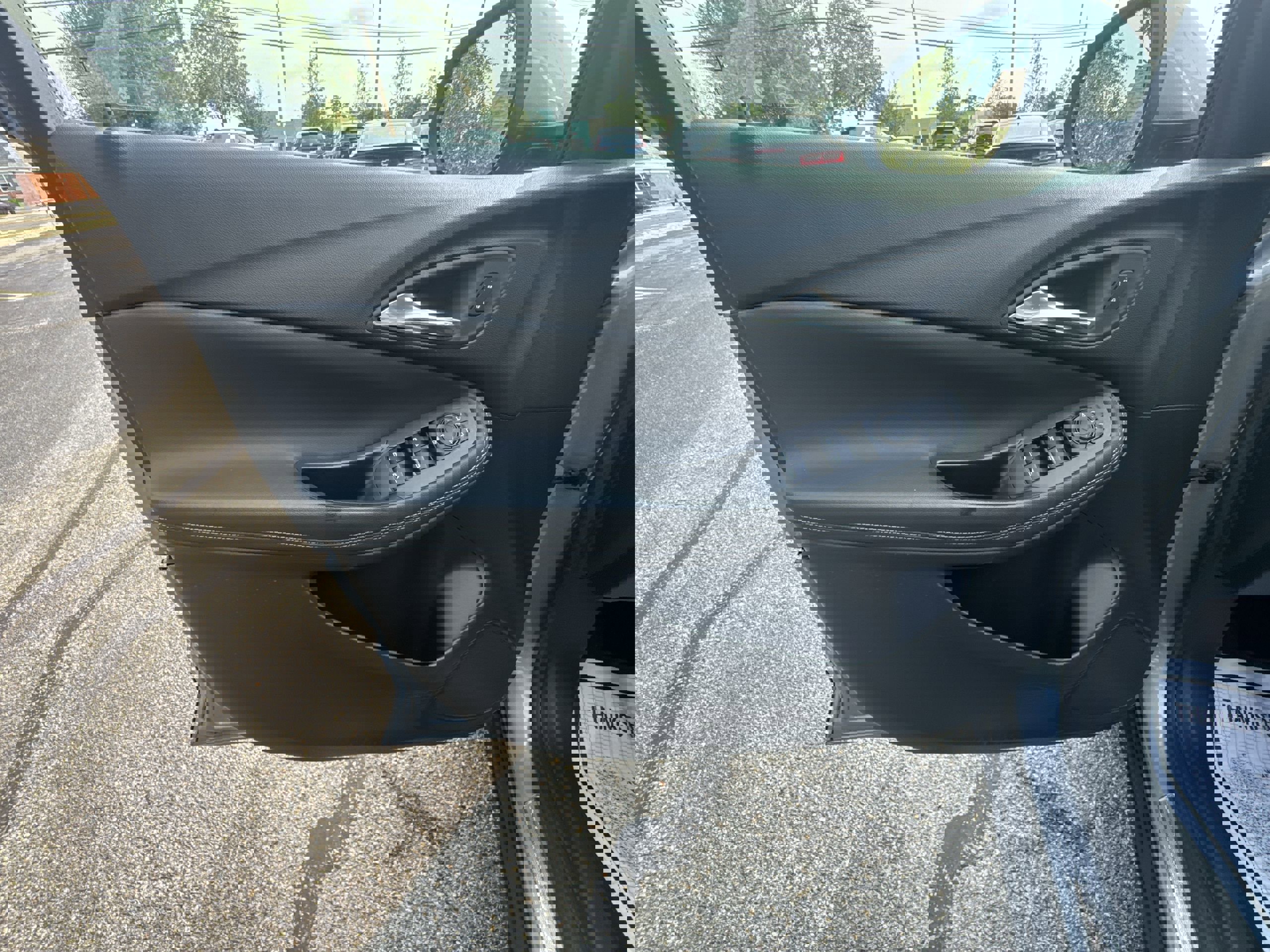 Used 2023 Buick Encore GX Preferred w/ Cold Weather Comfort Package image 23