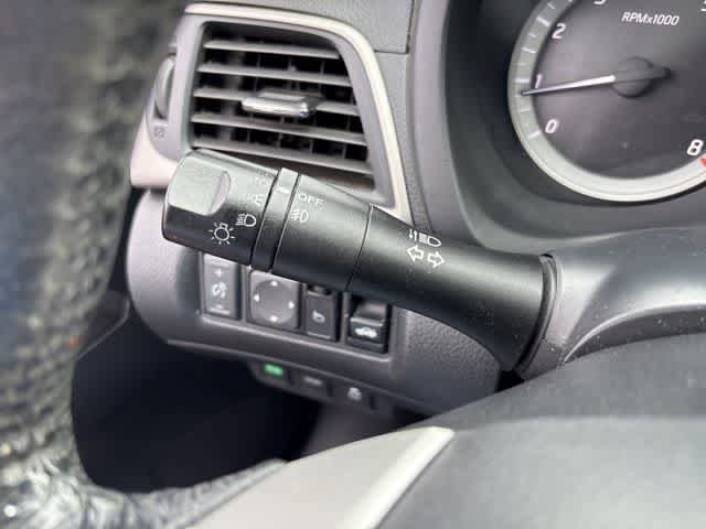 Used 2015 Nissan Sentra SR w/ Navigation Package FWD image 15