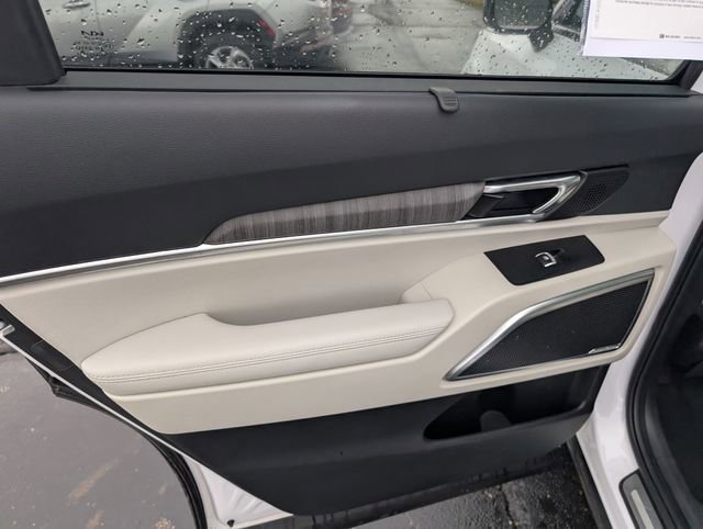 Used 2024 Kia Telluride SX image 10