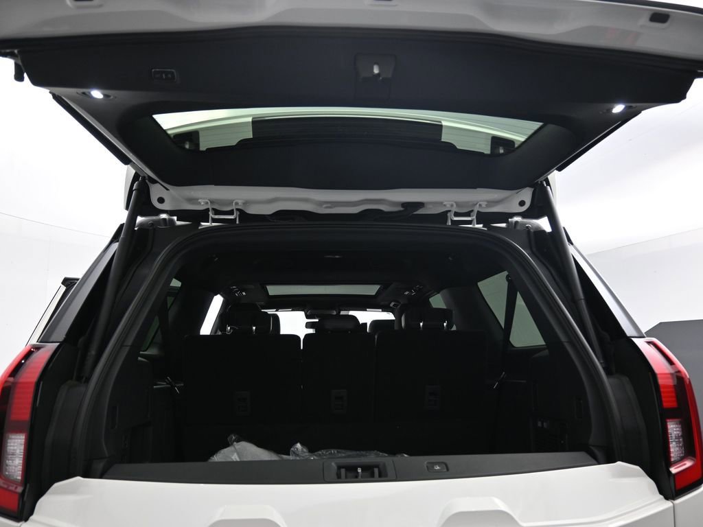 New 2025 Ford Expedition Max Platinum w/ Stealth Performance Package image 27