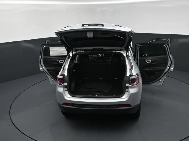 New 2026 Jeep Compass Limited AWD/4WD image 29