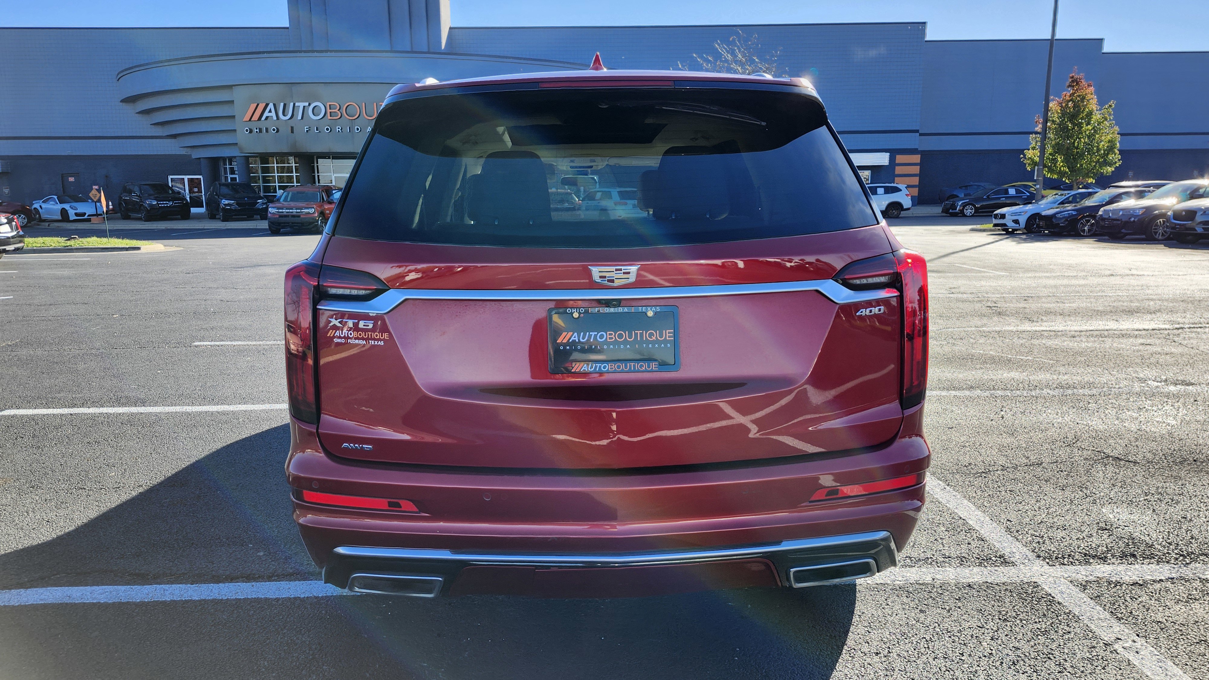 Used 2023 Cadillac XT6 Premium Luxury image 10