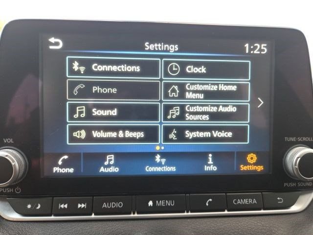 Used 2025 Nissan Sentra SV FWD image 24