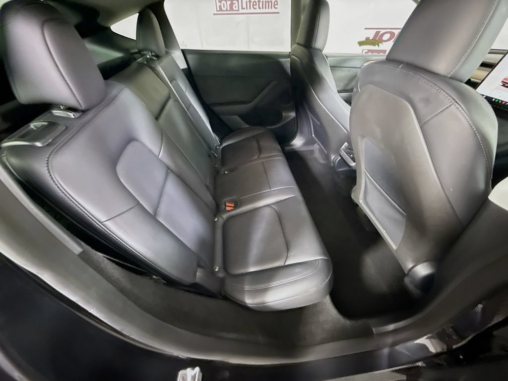 Used 2024 Tesla Model Y Performance AWD/4WD image 29