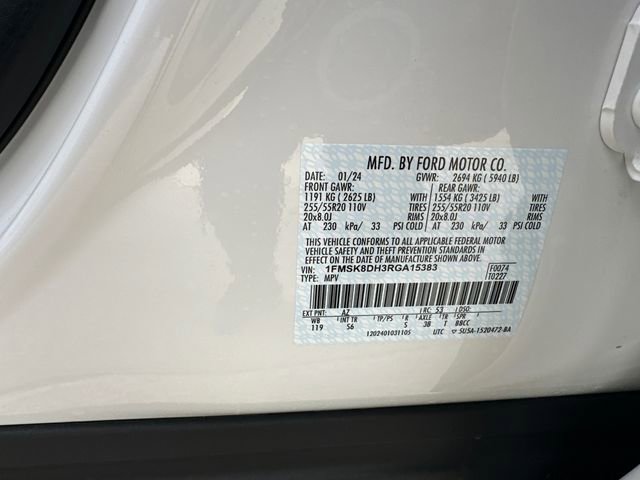 New 2024 Ford Explorer XLT w/ Equipment Group 202A image 24