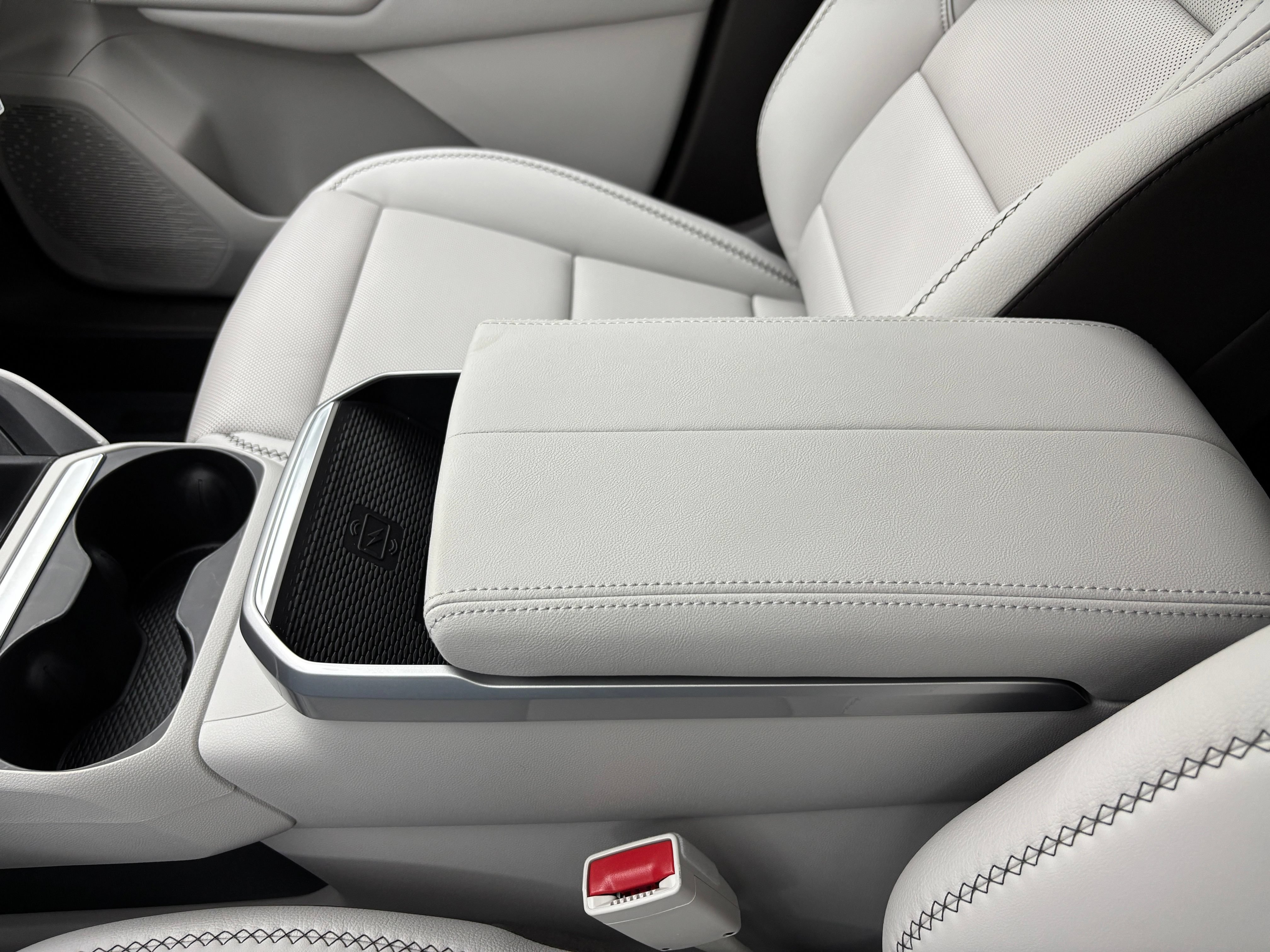 New 2027 GMC Terrain Denali w/ LPO, Floor Liner Package AWD/4WD image 30