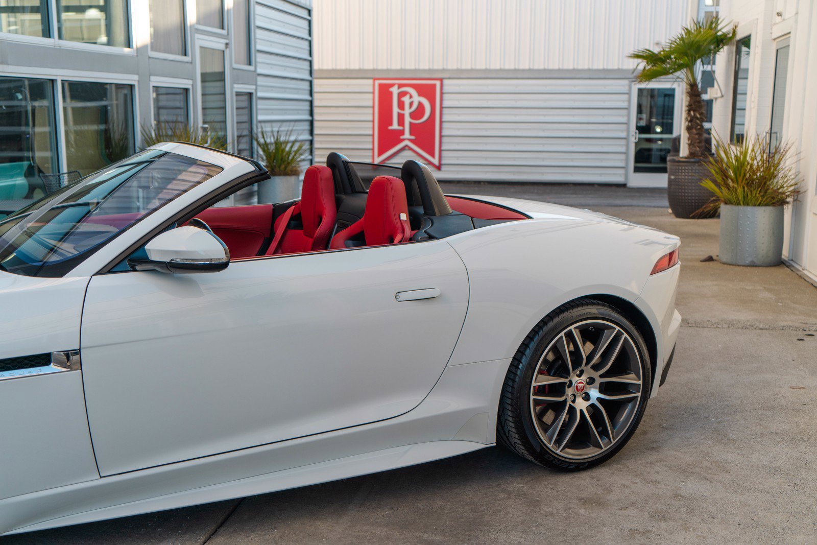 Used 2017 Jaguar F-TYPE R AWD/4WD image 7