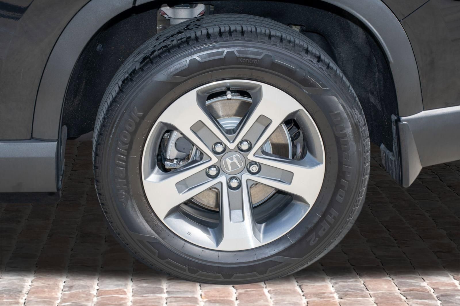 Certified 2024 Honda Pilot EX-L image 44