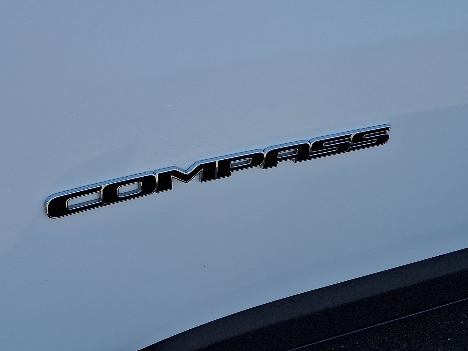 Certified 2023 Jeep Compass Latitude image 30