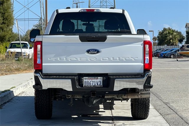 Used 2024 Ford F350 XLT image 5
