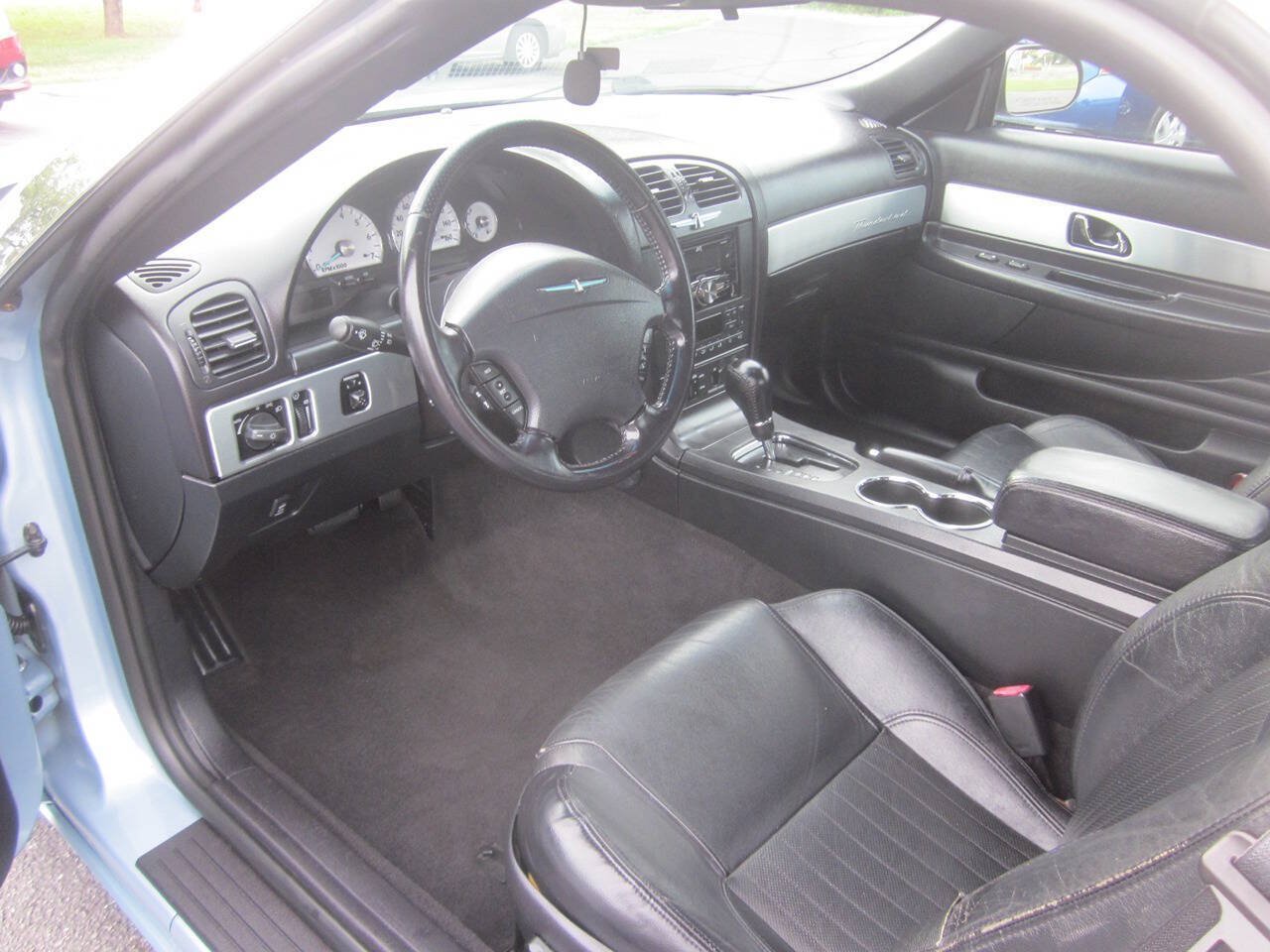 Used 2004 Ford Thunderbird RWD image 9