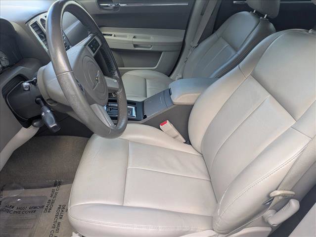 Used 2007 Chrysler 300 Touring L image 13