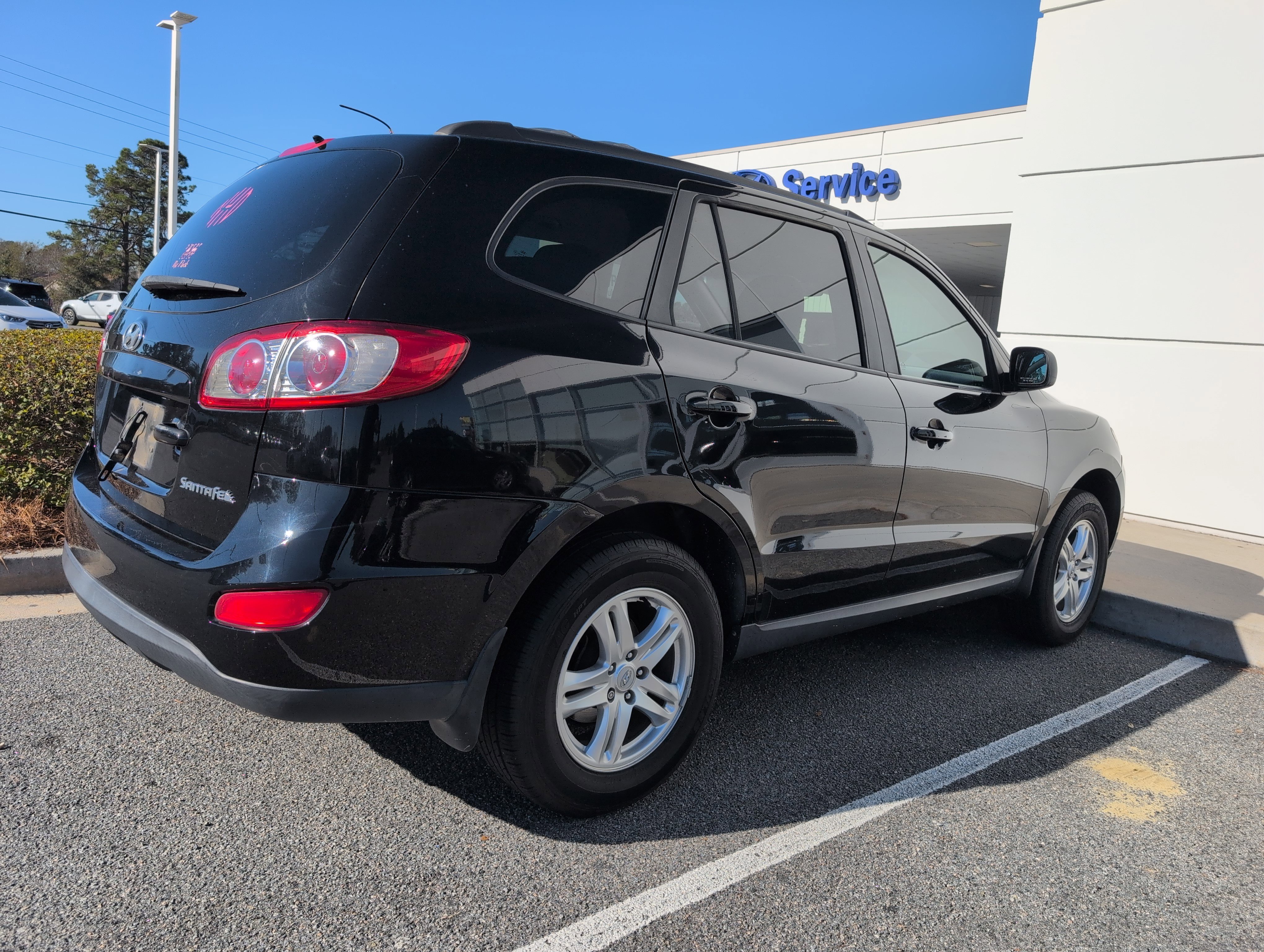 Used 2011 Hyundai Santa Fe GLS image 2