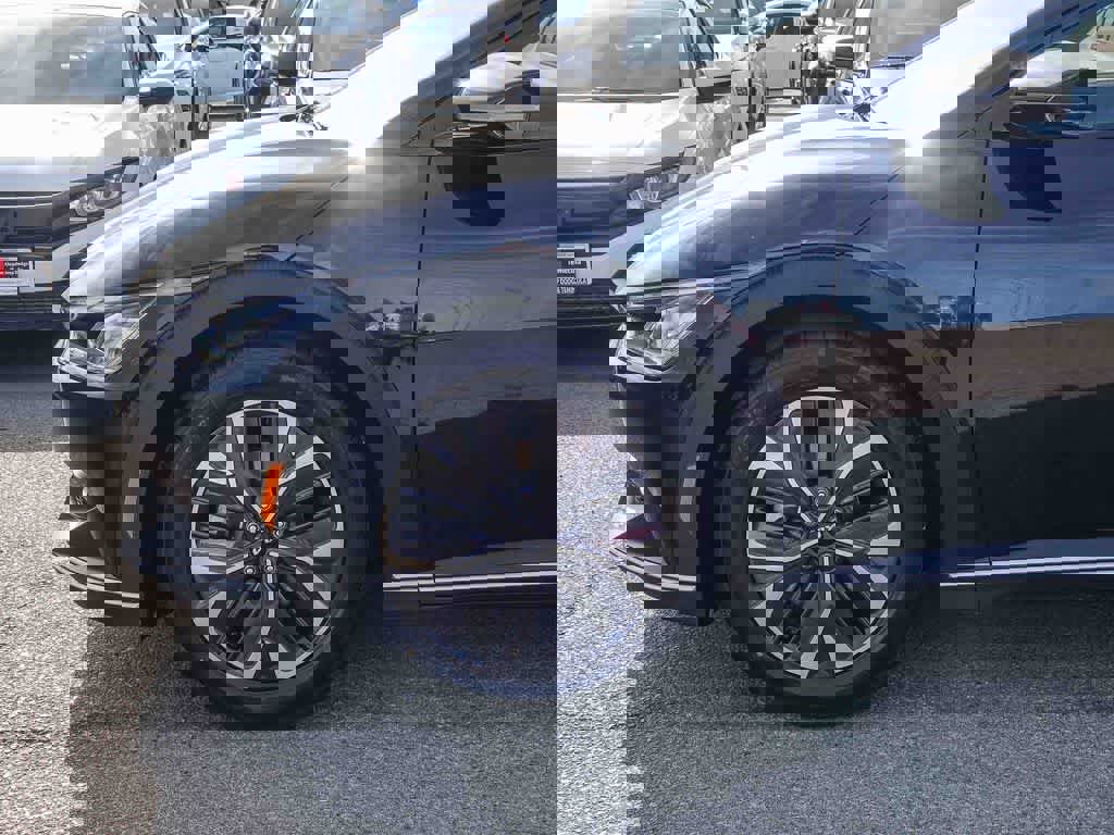 Used 2024 Kia EV6 Light image 9