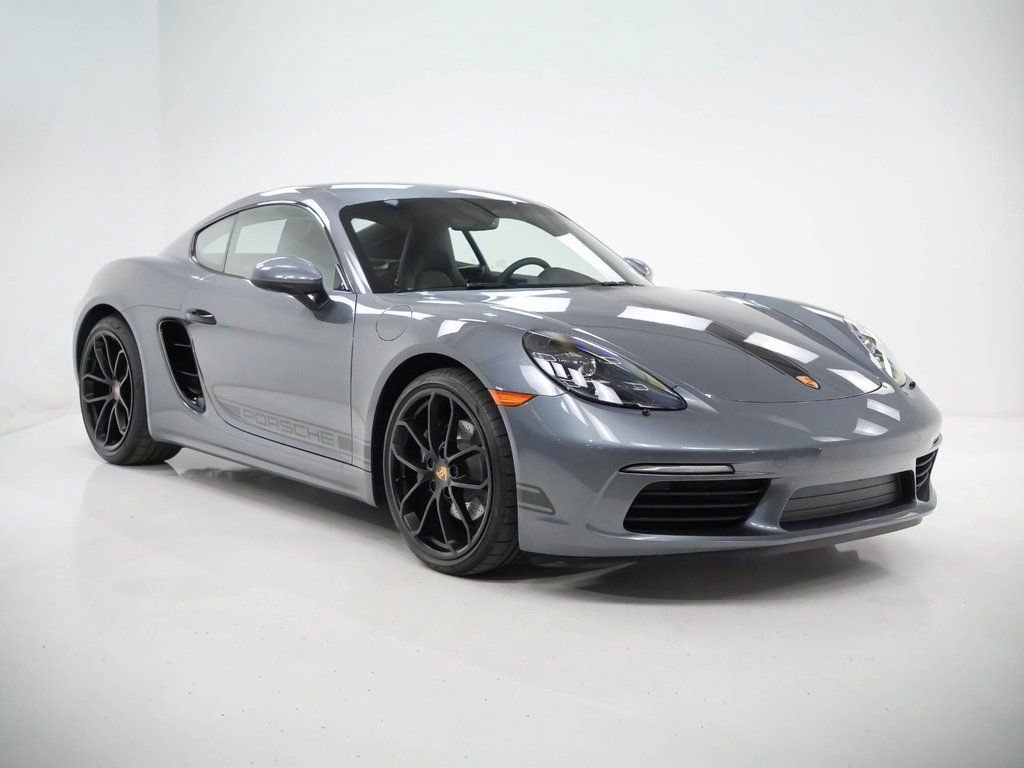 New 2025 Porsche 718 Cayman RWD image 8