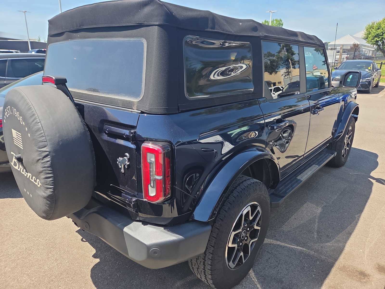 Used 2021 Ford Bronco Outer Banks AWD/4WD image 5