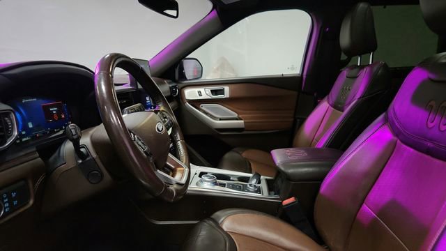 Used 2022 Ford Explorer King Ranch w/ Premium Technology Package AWD/4WD image 16