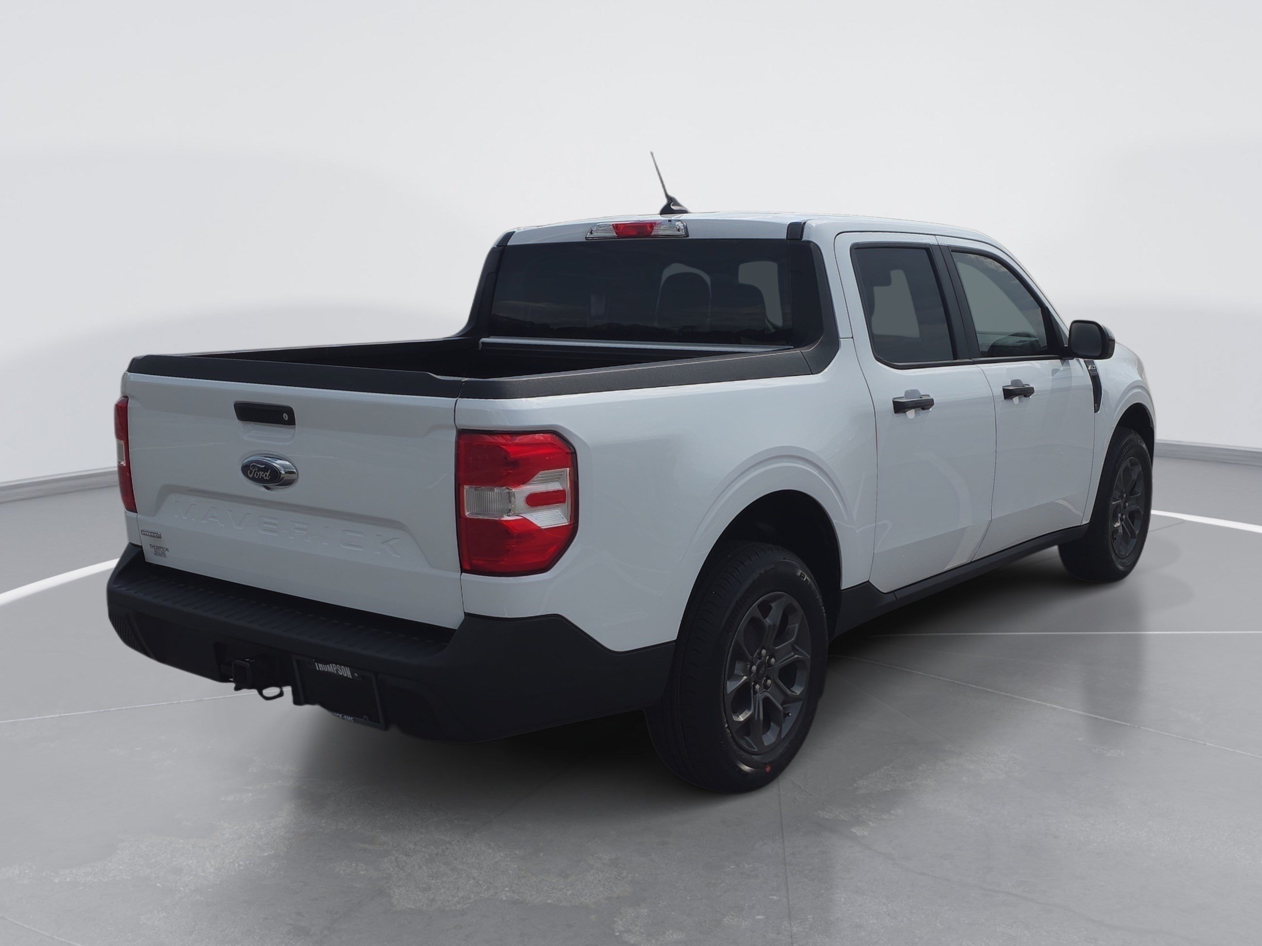 Used 2024 Ford Maverick XLT w/ XLT Luxury Package FWD image 3