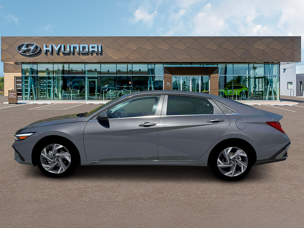 New 2026 Hyundai Elantra Limited FWD image 3