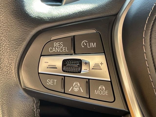 Used 2021 BMW X6 xDrive40i w/ Executive Package AWD/4WD image 23