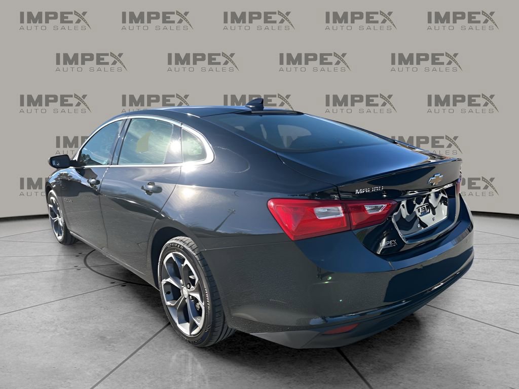 Used 2024 Chevrolet Malibu LT image 3