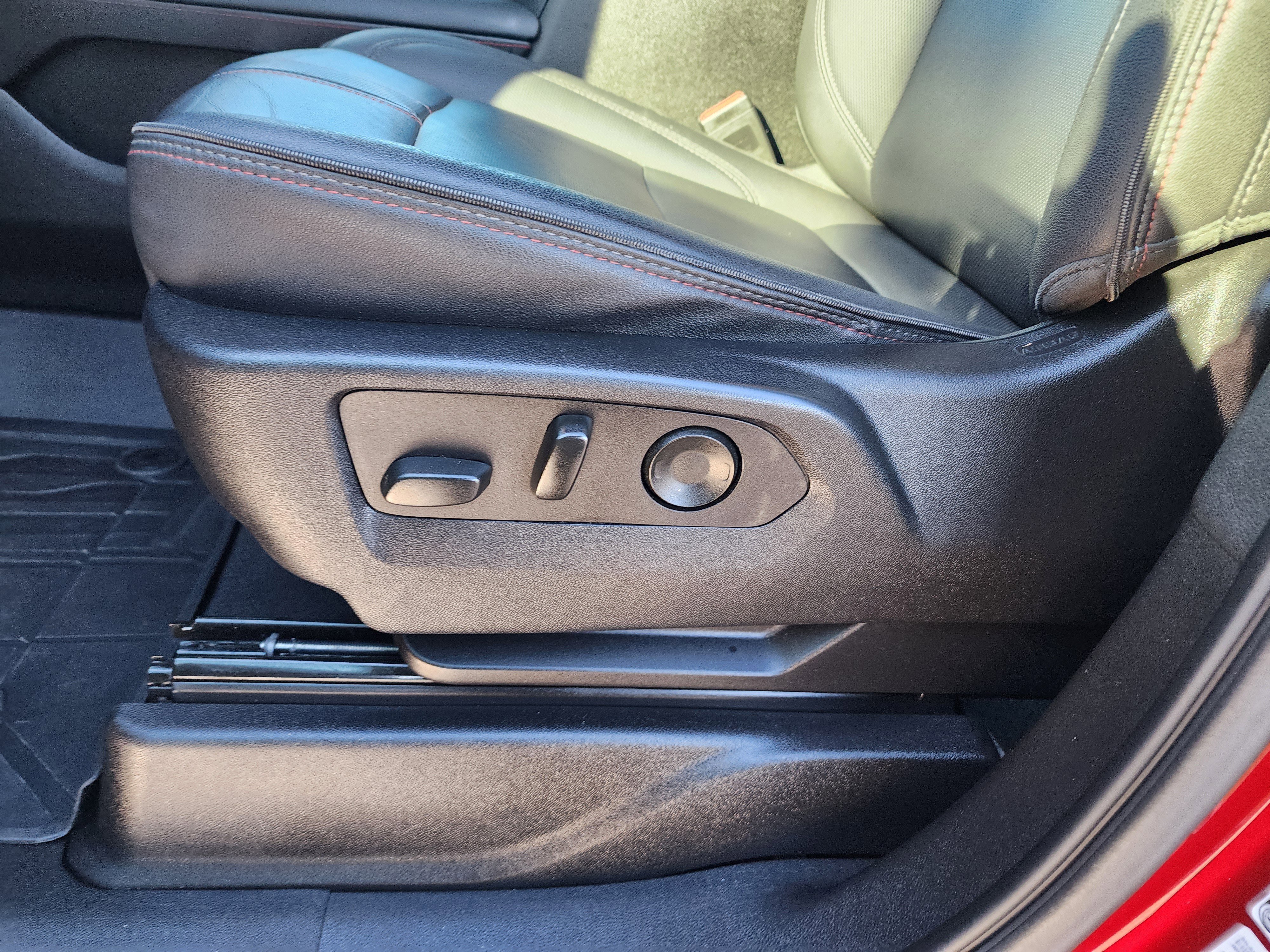 Used 2023 Chevrolet Tahoe RST w/ RST Performance Edition image 26