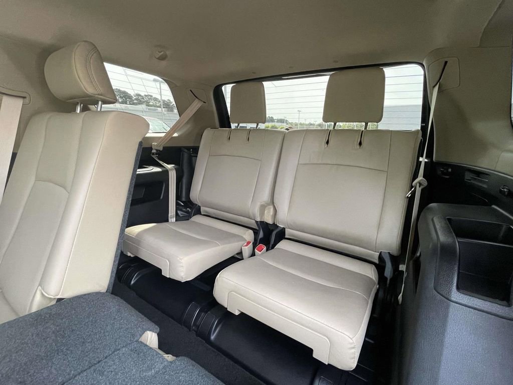 Used 2024 Toyota 4Runner Limited image 12